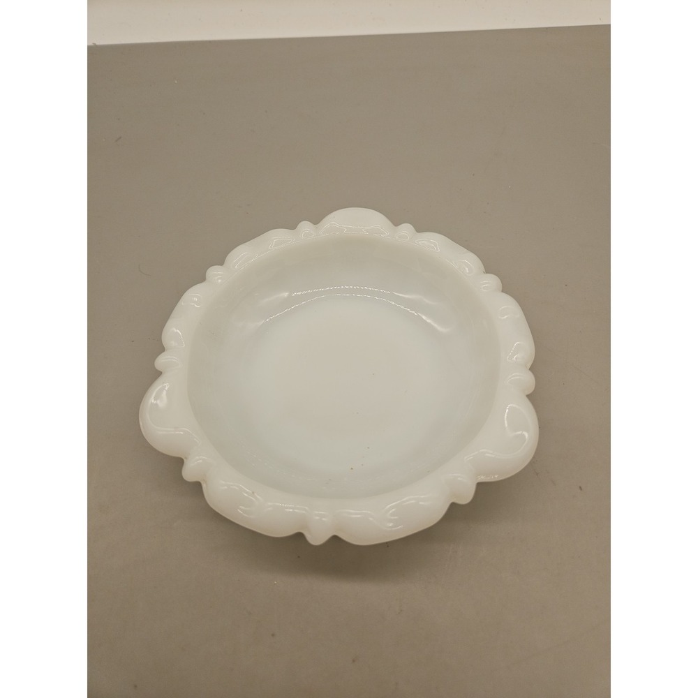Vintage Anchor Hocking White Milk Glass Trinket Jewelry/Candy Dish